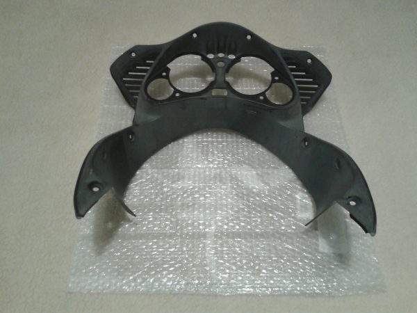 Annonce Entourage de compteur honda 125 varadéro 2014