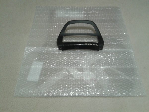 Entourage de feux arri&eacute;re honda 900 cbr 1993