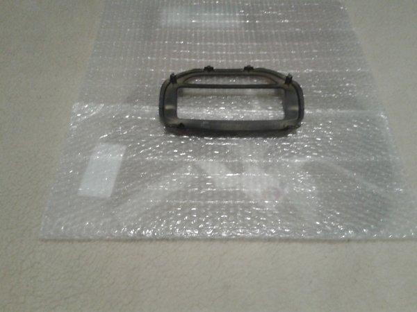 Annonce Entourage de feux arri&eacute;re honda 900 cbr 1993