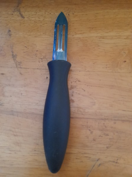 Eplucheur &agrave; l&eacute;gume n&deg;9