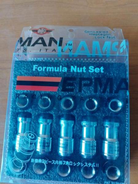 Vente Epma formula nut set racing parts man : 50 €