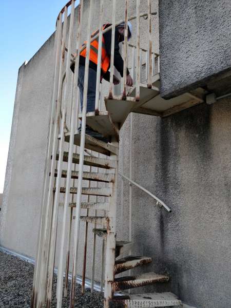 Escalier colima&ccedil;on m&eacute;tallique