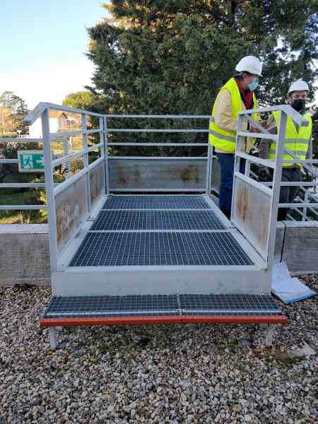 Vente Escalier de service acier galvanis&eacute;