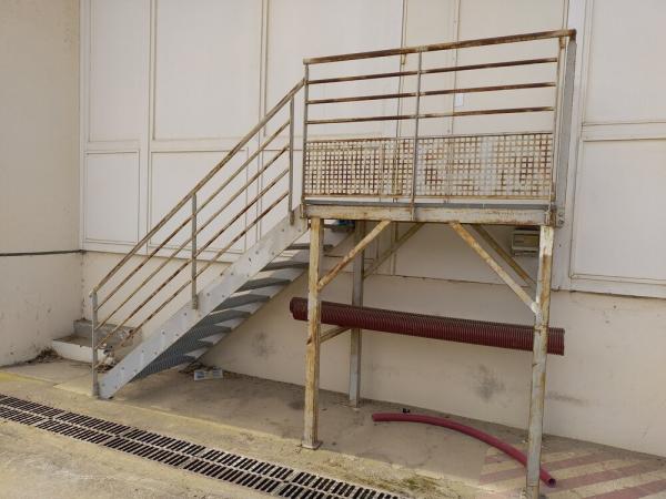 Escalier de service m&eacute;tallique