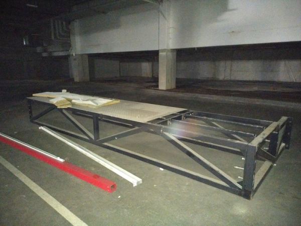 Vente Estrades m&eacute;talliques