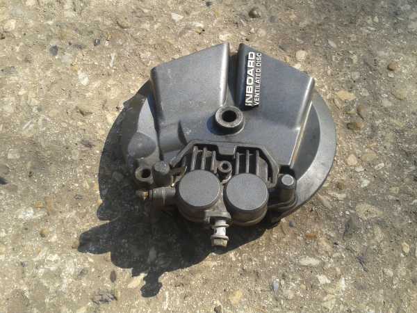 étrier avant droit avec flasque honda 400 cbx 1985 pas cher