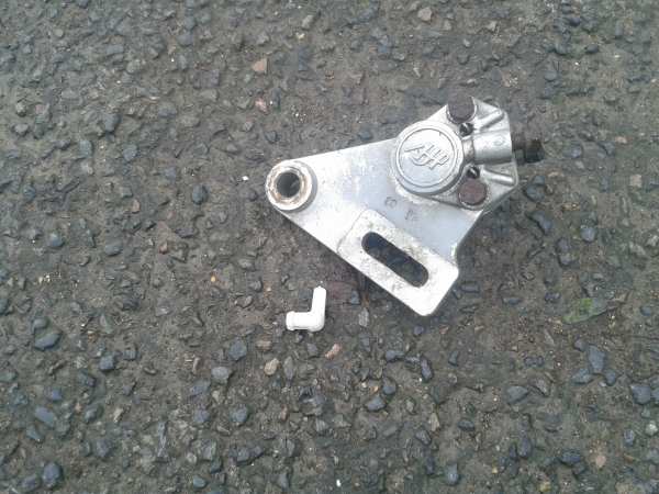 Vente &eacute;trier de frein arri&eacute;re derby 50 2015