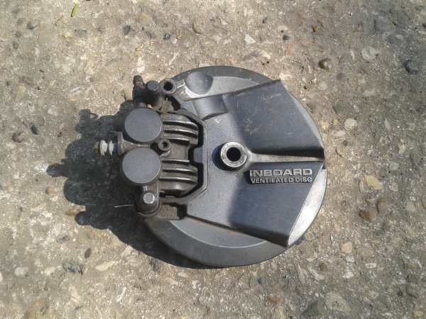 étrier avant avec flasque honda 400 cbx 1985