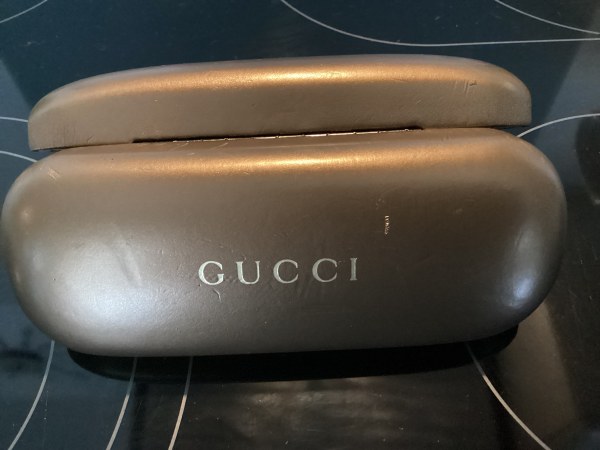 &Eacute;tui &agrave; lunettes gucci