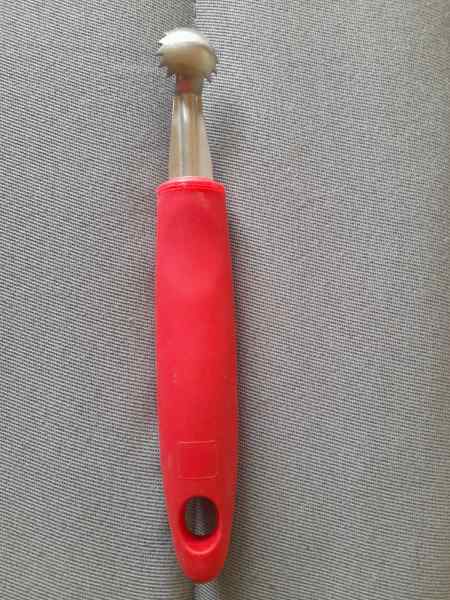 Evideur de tomate - extracteur de tige de fraise pas cher