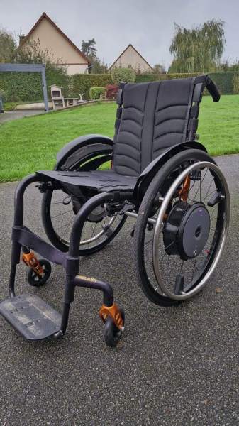 Fauteuil roulant