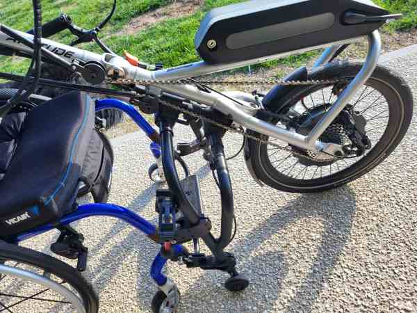 Vente Fauteuil roulant manuel rigide avec handbike