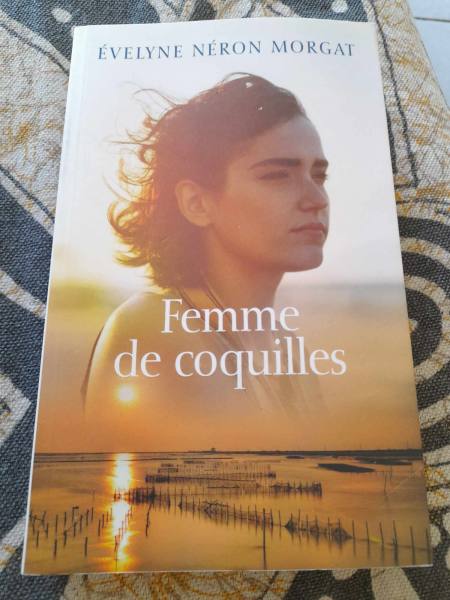 Femme de coquille - evelyne n&eacute;ron morgat