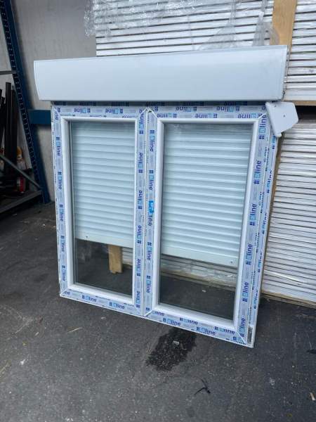 Fen&ecirc;tre avec volet roulant integres