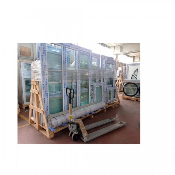 Fen&ecirc;tre en stock