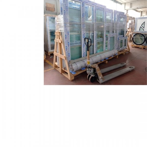 Fen&ecirc;tre en stock