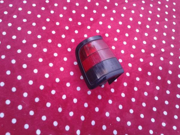 Feux arri&eacute;re gauche principal peugeot 806 hdi 2005 pas cher