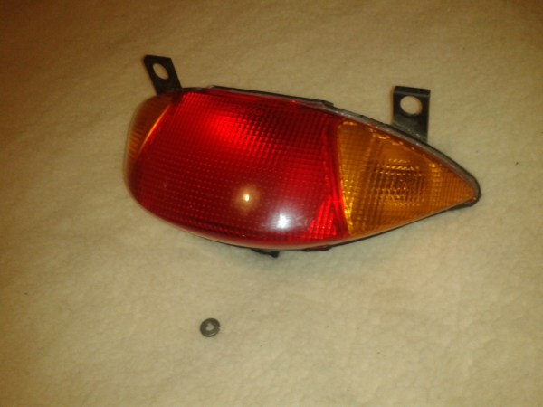 Vente Feux arri&eacute;re honda 650 deauville 2005