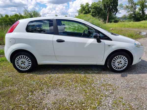 Vente Fiat punto 2009 3portes 156000km 1.3jtd 70cv pack