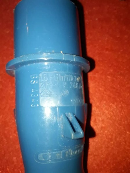 Vente Fiche 2p+t mennekes