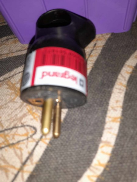 Vente Fiche électrique mâle 2 pôles + terre, 16 a,