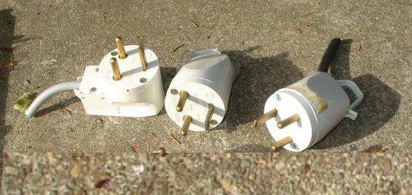 Fiches mono legrand 20a 230v