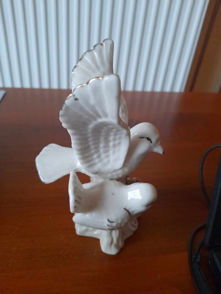 Annonce Figurine colombe en céramique