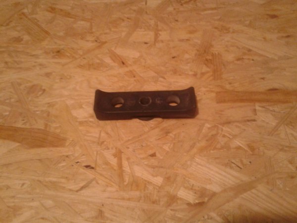 Annonce Fixation de réservoir honda 600 transalp 1989