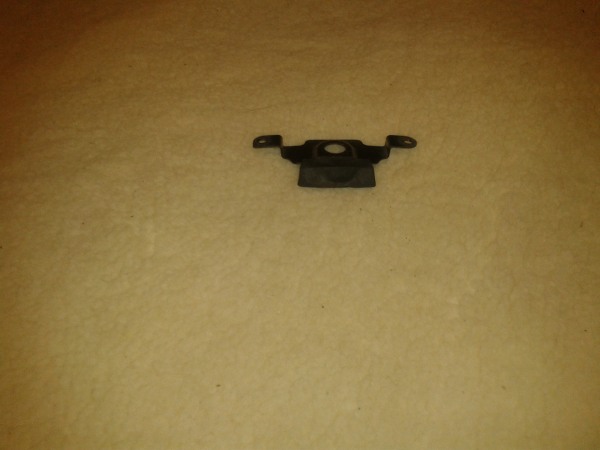 Annonce Fixation de selle avant yamaha 400 fzr 1993