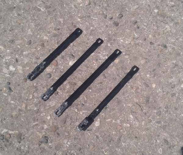 Fixations garde boue avant peugeot 176 tc4 1956