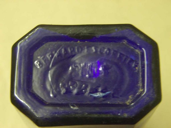 Rare flacon bleu de 1900 pas cher