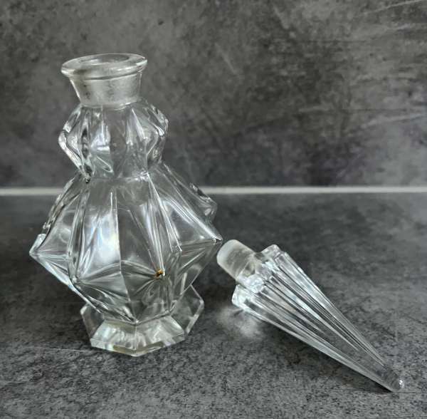 Flacons parfum vides pour collection (vintag pas cher