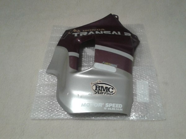 Flanc car&eacute;nage droit honda 600 transalp 1994