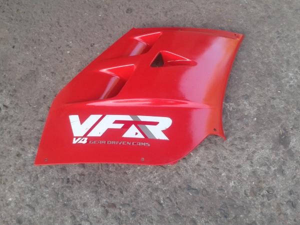 Vente Flanc car&eacute;nage droit honda 750 vfr 1988
