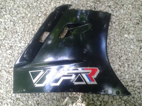 Flanc car&eacute;nage droit honda 750 vfr 1990