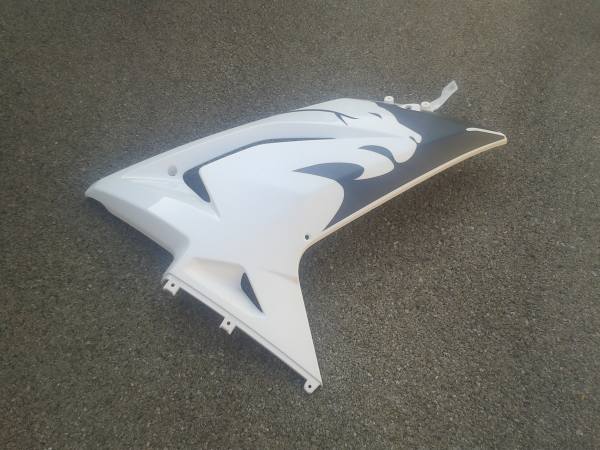 Flanc carénage droit neuf  aprillia rs 125 2011 pas cher