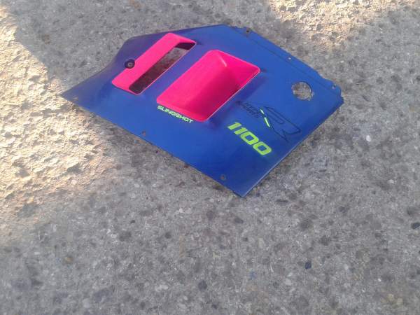 Flanc carénage droit rose suzuki 1100 gsxr 1991 pas cher