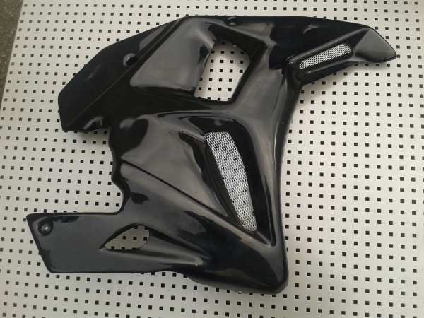 Vente Flanc car&eacute;nage droit suzuki 650 svs 2005