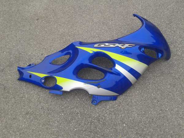 Annonce Flanc carénage droit suzuki 750 gsxf 2002