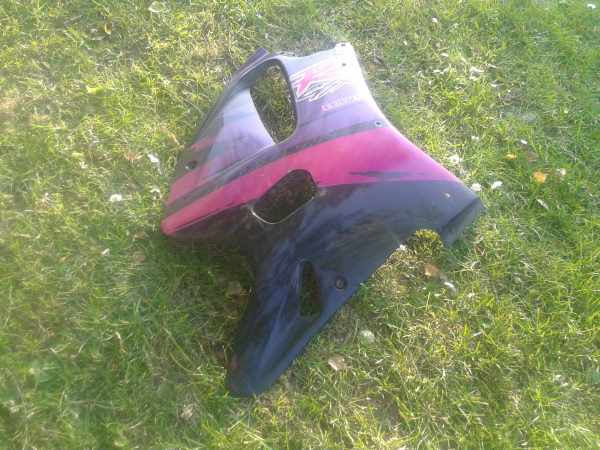 Vente Flanc car&eacute;nage droit suzuki 750 gsxr 1993