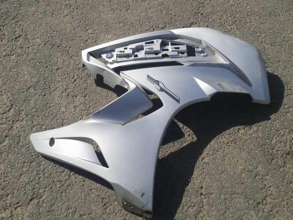 Annonce Flanc carénage droit yamaha 1300 fjr 2018