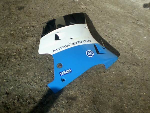 Flanc car&eacute;nage droit yamaha 750 fz 1988 pas cher