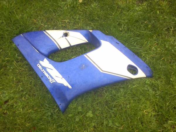 Vente Flanc car&eacute;nage droit yamaha r6 1999