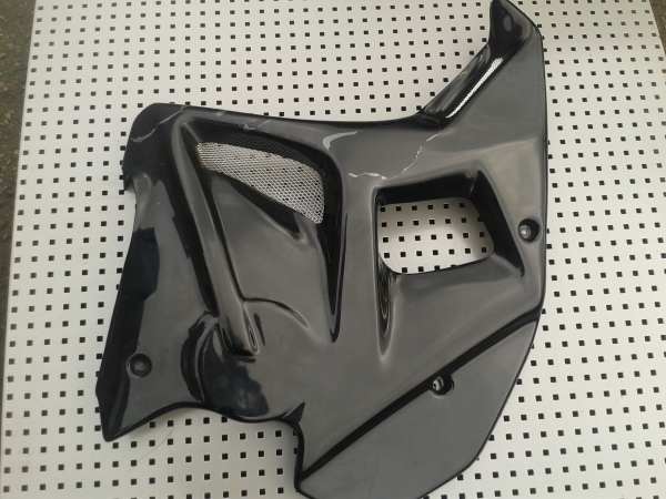 Vente Flanc car&eacute;nage gauche suzuki 650 svs 2005