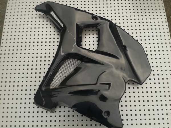 Annonce Flanc car&eacute;nage gauche suzuki 650 svs 2005