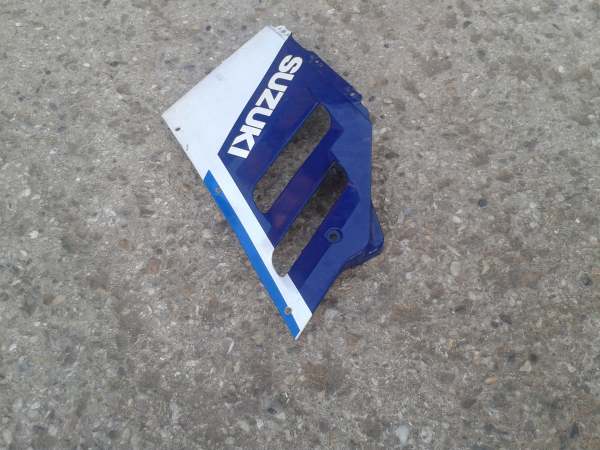 Flanc carénage gauche  suzuki 750 gsxr 1988 pas cher