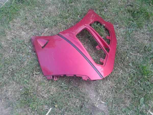 Annonce Flanc car&eacute;nage gauche suzuki 900 rf 1997