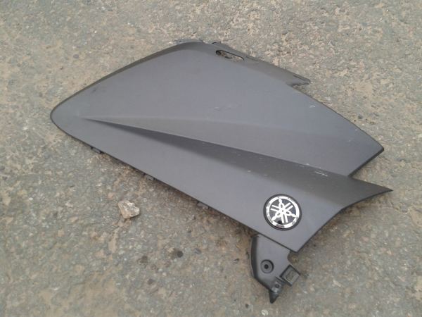 Flanc carénage gauche yamaha 530 tmax 2018