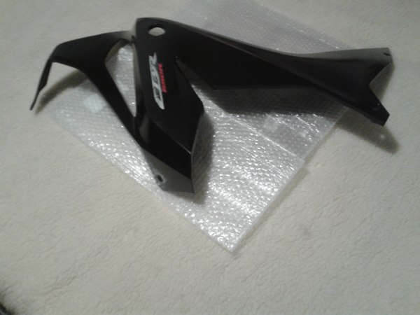 Flanc car&eacute;nage droit honda 650 cbr 2022 pas cher