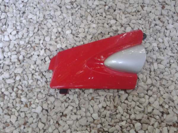 Flanc droit suzuki 400 bandit 1994